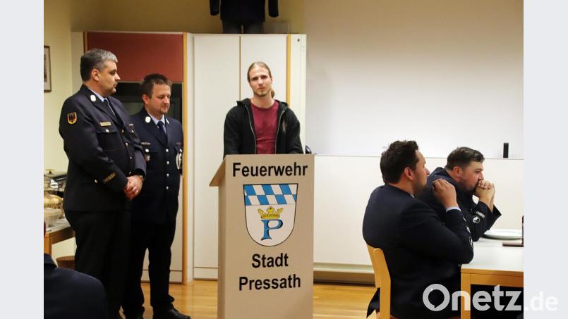 Florian L. bedankt sich vor den Einsatzkräften. Bild: jma