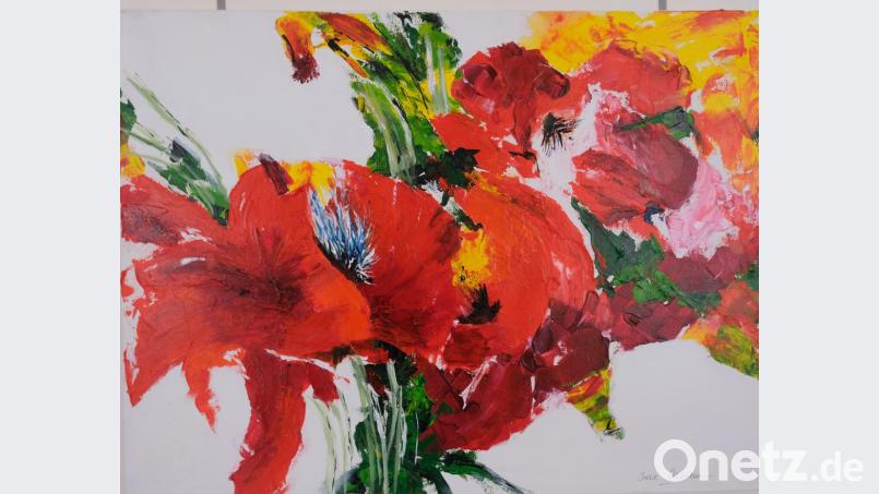 Die Lust auf die Farbe Rot dominiert in den Arbeiten der Nabburger Malerin. Bild: do