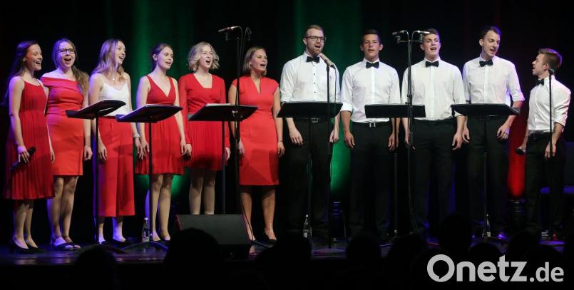 „All you need is love“ ist das Motto eines Konzertprogramms der jungen Sänger von Vox Aeterna. In Ursensollen präsentieren sie, wie vielfältig die Liebe sein kann – vor allem in der Musik. Bild: fhe