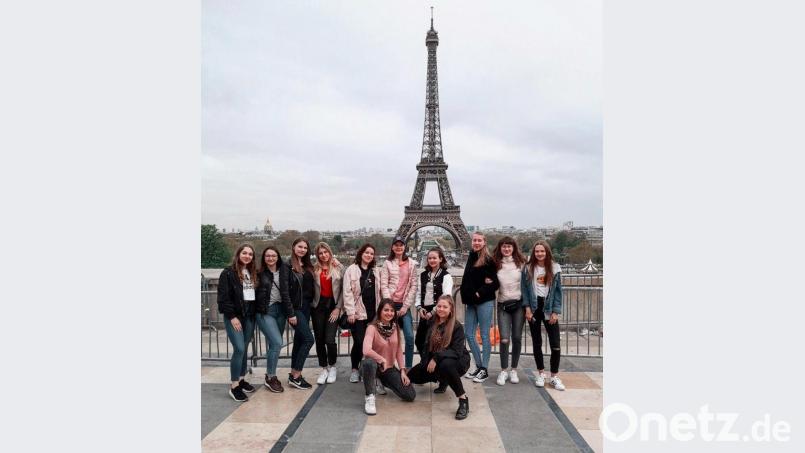 Den Aufenthalt in Frankreich nutzten die „Girlstyle Dancers“ auch für Tanz-Videos vor toller Kulisse. Bild: exb