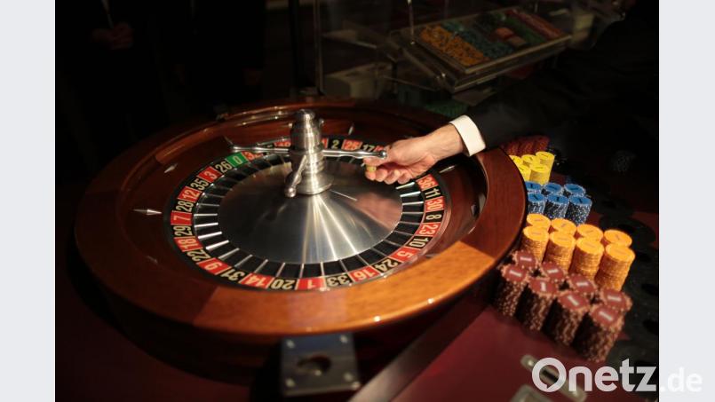 Die Anwältin hat viel Geld in Casinos gelassen. Symbolbild: Oliver Berg/dpa