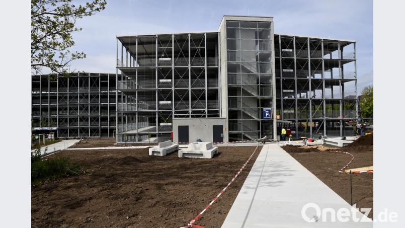 Ab Mitte nächster Woche ist das neue Parkhaus an der Marienstraße für den Verkehr freigegeben. Bild: Petra Hartl