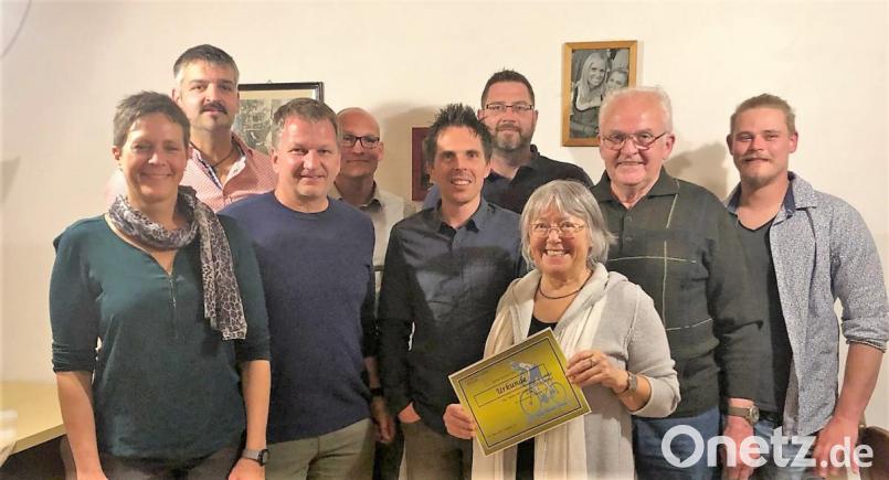 Die Concordia Trebsau wird weiterhin von Markus Zielbauer (zweiter von links) als Vorsitzender geführt. Auch sonst setzt der Veloclub bei den Vorstandsneuwahlen auf Konstanz. Bild: fz