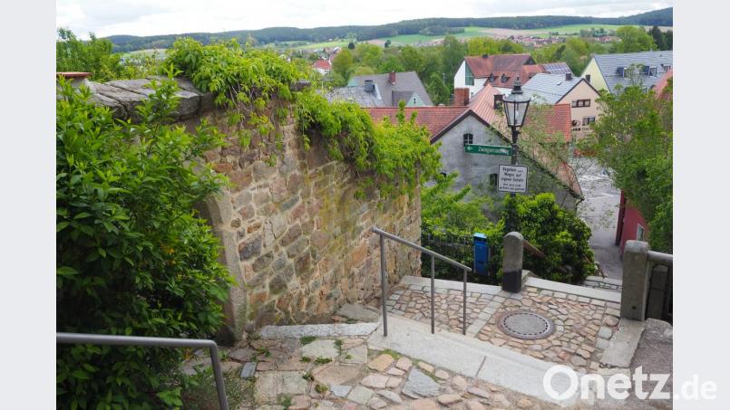 Auch dem Nabburger Zwingerrundweg ist die Städtebauförderung zugute gekommen. Bild: bl