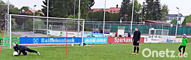 Praxisschulung &quot;Torwarttraining&quot; beim SC Kirchenthumbach. Bild: ü