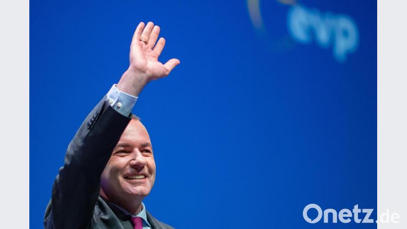 Manfred Weber (CSU), Fraktionsvorsitzender der Europäischen Volkspartei (EVP) im Europäischen Parlament und Spitzenkandidat der EVP zur Europawahl. Bild: Guido Kirchner/dpa