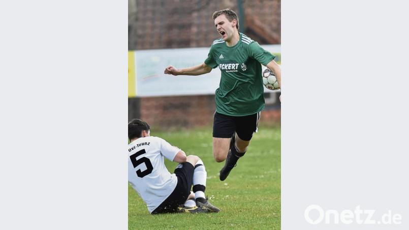 Stephan Lindner (rechts) und seine Teamkollegen vom FC Wernberg müssen auch gegen Kulmain noch einmal an die Schmerzgrenze gehen. Platz zwei in der Bezirksliga Nord ist immer noch drin. 	Bild Bild: ham