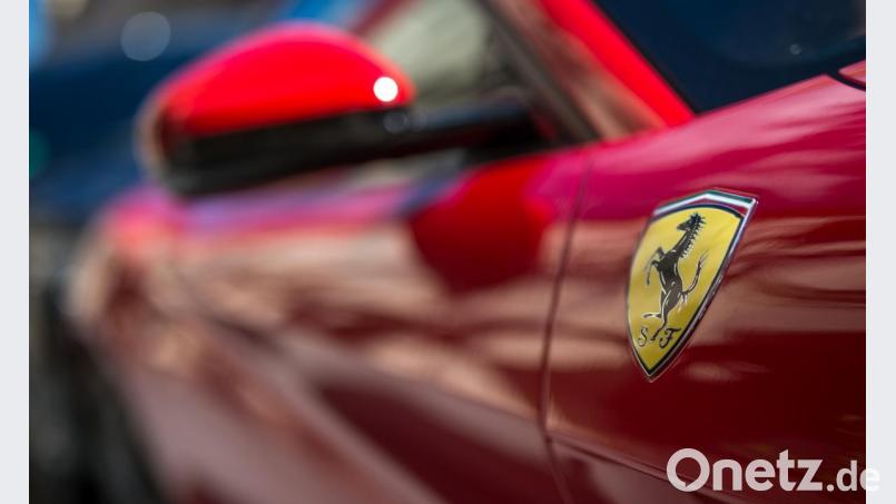 Die Polizei hat unter anderem Ferraris kontrolliert. Bild: Matthias Balk/dpa