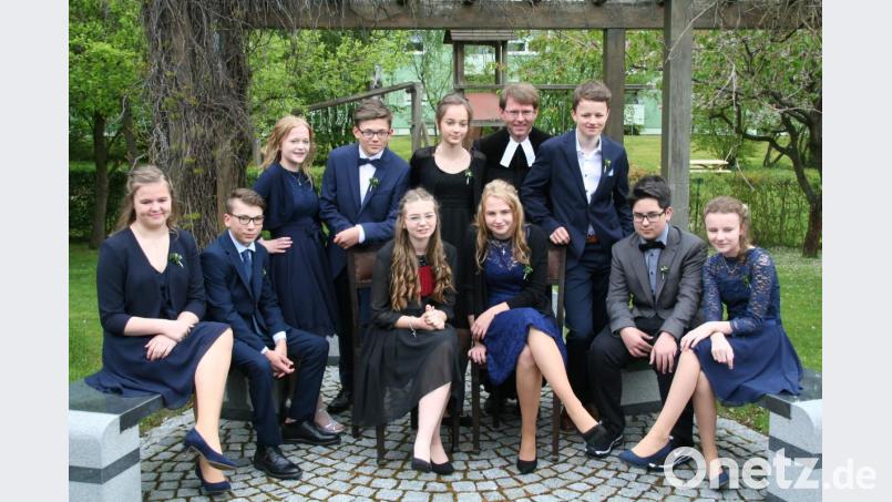 Die Konfirmanden in Waldershof. Bild: fpoz