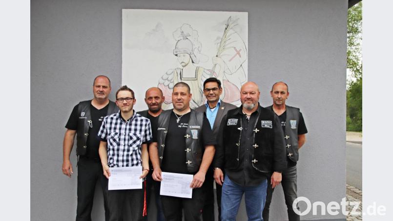 v.l.n.r. Holger Cibis, Alex Suttner (BRK), Wolfgang Pfahler, Mario Schneider, Thomas Schmidt, Alex Winter, Roland Winter Bild: jma