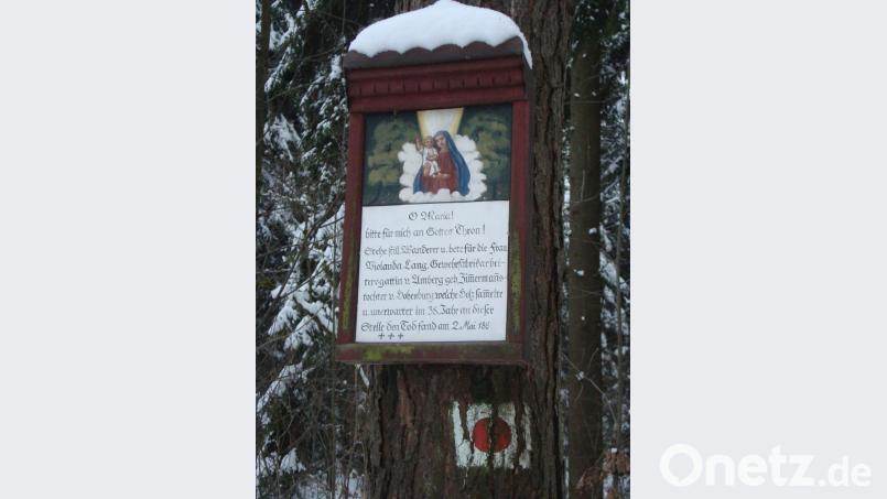 Das im Sommer 1995 neu erstellte Baumbild im Haager Tal erinnert an einen plötzlichen Sterbefall. Bild: schß