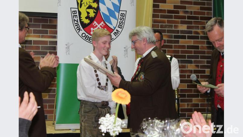 Andreas Bäumler von den St. Thomas Schützen Oberlind ist wieder Bezirksjugendkönig mit der Luftpistole geworden. Bild: Exb