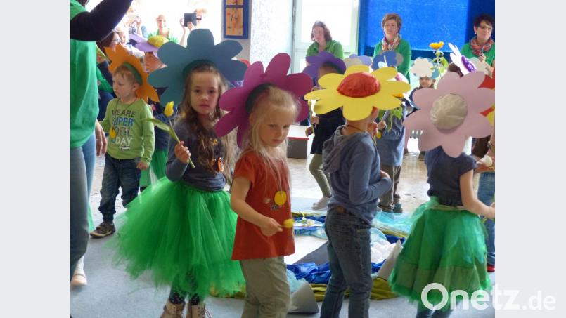 Beim Kindergartenfest St. Elisabeth Erbendorf geht es bunt zu. Bild: exb