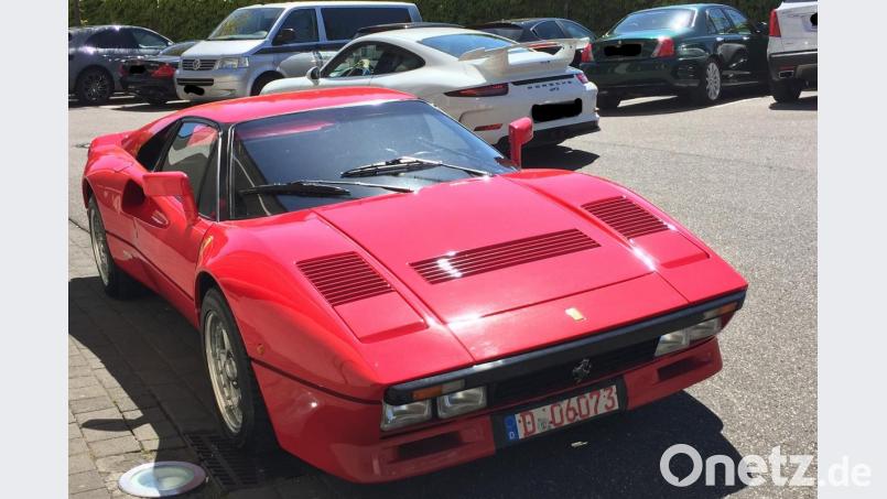 Der rote Ferrari 288 GTO, Erstzulassung 1985, soll einen Wert von über 2 Millionen Euro haben. Bild: Polizei Düsseldorf