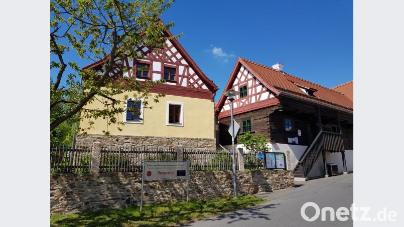 Außenansicht Sengerhof Neualbenreuth. Bild: Barbara Habel/IKomStiftland