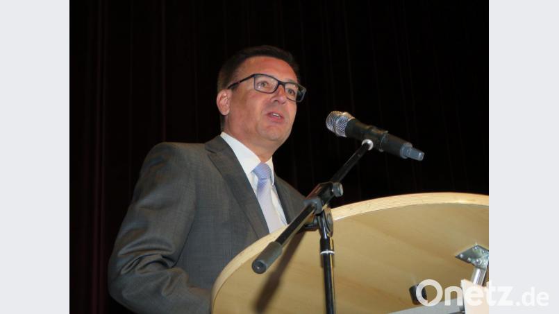 Thomas Würdinger, Geschäftsführer der Agentur für Arbeit, lud Besucher zum Gespräch mit den Vertretern der Behörden ein. Bild: ubb