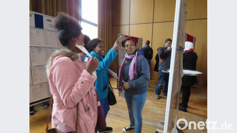 Auch viele Migranten waren gekommen, um sich über Angebote auf ihre Möglichkeiten zugschnitten zu informieren. Bild: ubb
