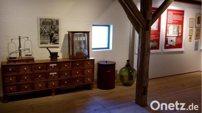 Auch historisches Mobiliar aus Apotheken ist zu entdecken. Bild: Heimatverein Eschenbach