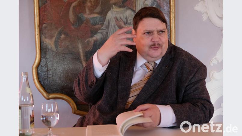 Das Buch &quot;Bernd Posselt erzählt Europa&quot; ist ein glühendes Plädoyer für ein Europa, das Heimat gibt. Auf Einladung der Internationalen Begegnungsstätte stellte der langjährige Europaabgeordnete und Bundesvorsitzende der Sudetendeutschen Landsmannschaft sein neues Buch in Speinshart vor Bild: do