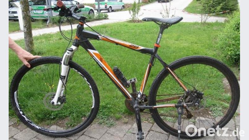 Wem gehört dieses Fahrrad? Das fragt die Weidener Polizei. Sie bittet um Hinweise auf den Besitzer. Bild: Polizeiinspektion Weiden