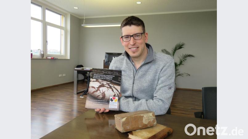 Patrick Kutzer hat sich während seiner Ausbildung zum Brot-Sommelier einem historischen Thema rund ums Brot gewidmet. Bild: ubb