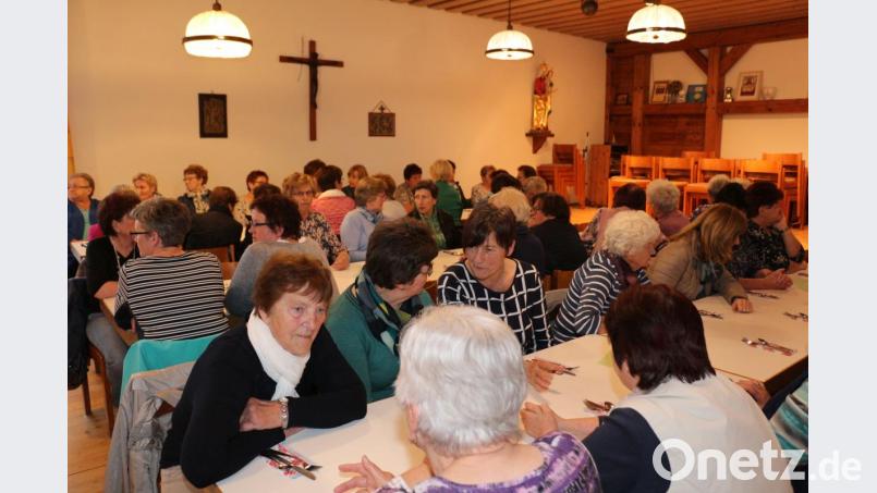 Die Frauen genossen den „Dienstfreien“ Abend ohne Verpflichtungen. Bild: rpp