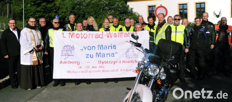 Die Motorradfreunde Mariahilf Amberg starteten am Samstag zur Motorradwallfahrt in die gut 450 Kilometer entfernte polnische Partnerstadt Bystrzyca Klodzka. Bild: gf