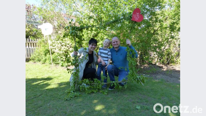 Im richtigen Rahmen wurden die Familien fotografiert Bild: sl