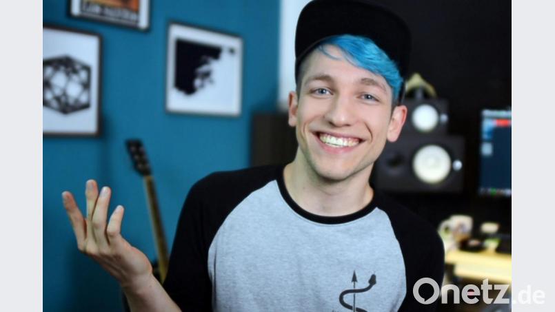 YouTuber Rezo hat ein Video mit dem Titel „Die Zerstörung der CDU.“ online gestellt. Darin wirft er den Christdemokraten unter anderem vor, beim Klimawandel untätig zu sein, Politik für Reiche zu machen und „krasse Inkompetenz“ beim Thema Urheberrecht und Drogenpolitik an den Tag zu legen. Foto: Privat/dpa Bild: -