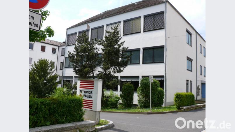 Am Krankenhaus Waldsassen kommt es ab 1. Juli zu einer großen Veränderung: die Stilllegung des akutstationären Bereichs. Bild: kgg