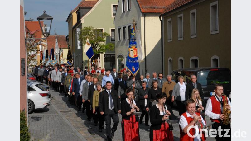 Kirchenzug durch Schmidmühlen Bild: pop