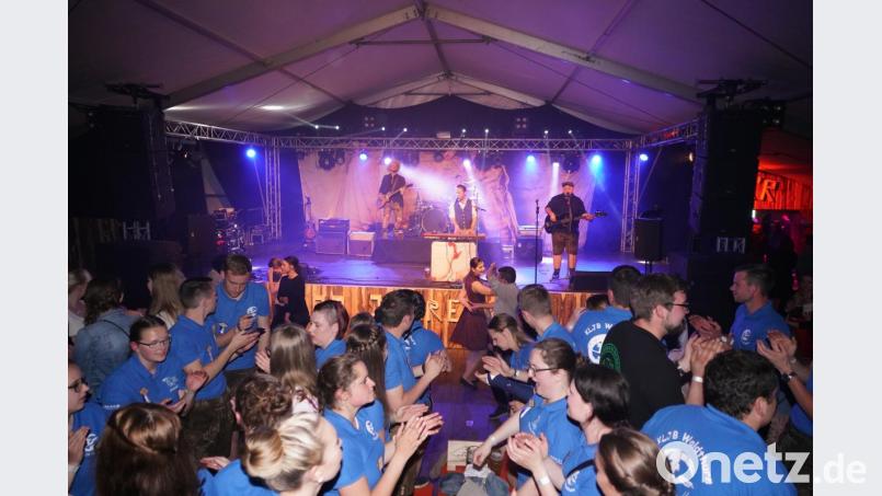 Die Gruppe Hoaß gestaltete den Samstagabend bei den Feierlichkeiten zum 100-jährigen KLJB-Jubiläum. Bild: fvo