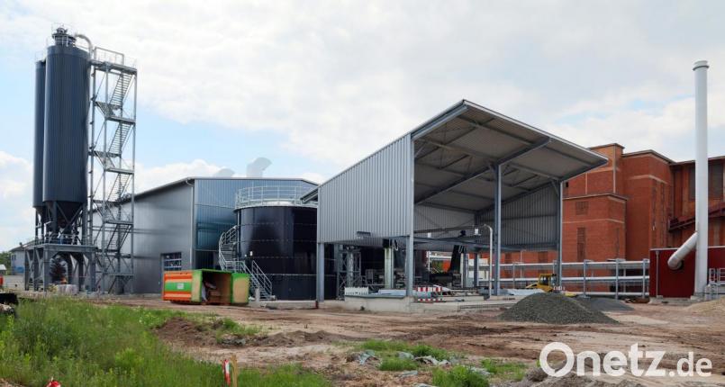 Die Reste aus der Schwandorfer Klärschlamm-Trocknung sollen in einer Monoverbrennungsanlage entsorgt werden. In Straubing wird Bild: Gerhard Götz
