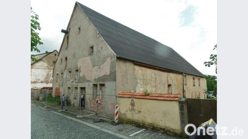 Im Zuge einer umfangreichen Sanierung soll das Lenzbräu-Gebäude in der Trautenbergstraße in ein Familien- und Bürgerhaus mit multifunktionaler Nutzung umgestaltet werden. Bild: br