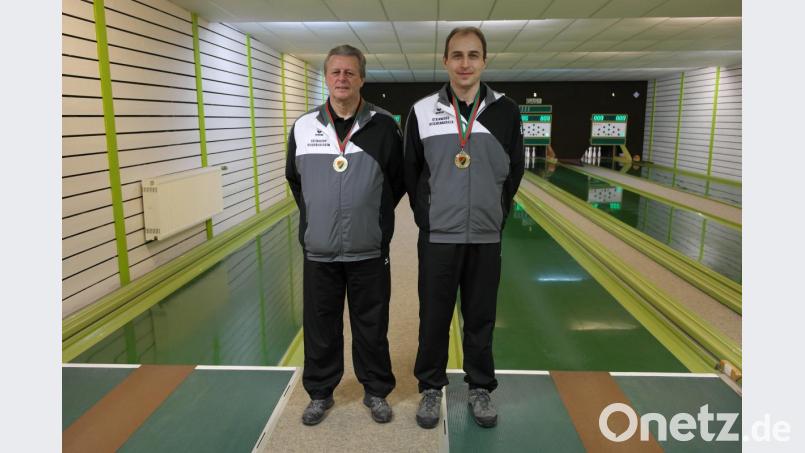 Hugo Wild (links) und Manfred Wild (rechts) gelang nicht nur die Clubmeisterschaft, sondern zugleich die Kreismeisterschaft in den jeweiligen Kategorieren. Bild: fjo