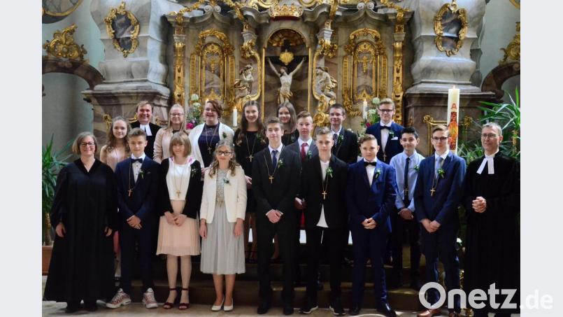 Am Samstagvormittag feiert die erste von drei Gruppen mit 18 jungen Christen in St. Michael Konfirmation. Bild: Kunz