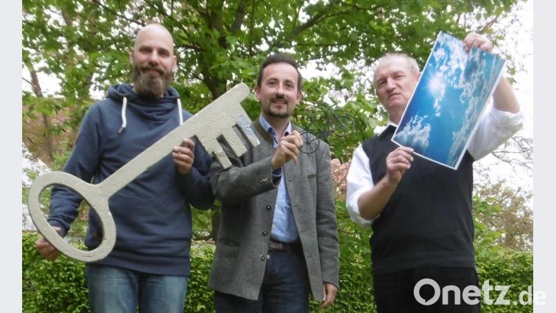 Die drei Pfarrer (von links) David Scherf, Stefan Fischer und Heinrich Arweck laden ein zum Himmelfahrtsgottesdienst auf dem Mausberg. Bild: wku