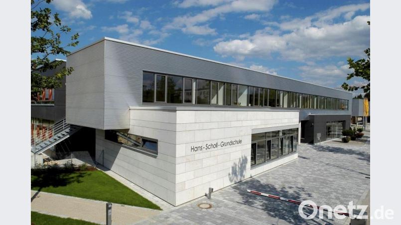 Die Bürger haben entschieden: Es soll an die Hans-Scholl-Grundschule angebaut werden. Einen zweiten Schulstandort soll es nicht geben. Bild: exb