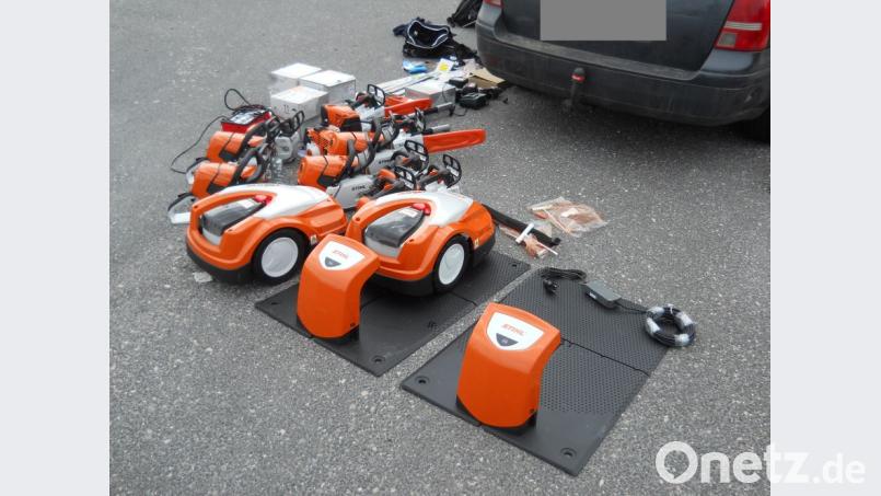 Aus einem Diebstahl in Frankreich stammten diese Geräte, die bei einer Fahrzeugkontrolle im nördlichen Landkreis zutage kamen. Die Polizei schnappte drei Tatverdächtige. Bild: exb