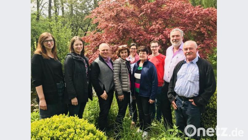 Die Teilnehmer der Klausur von links: Ann-Kathrin Förderreuther, Michaela Frey, Markus Küffner, Heide Alex, Pfarrerin Anja Matthalm, Erika Rupprecht, Sebastian Bär, Herrmann Rösel und Hans Sperber. Repro: ds
