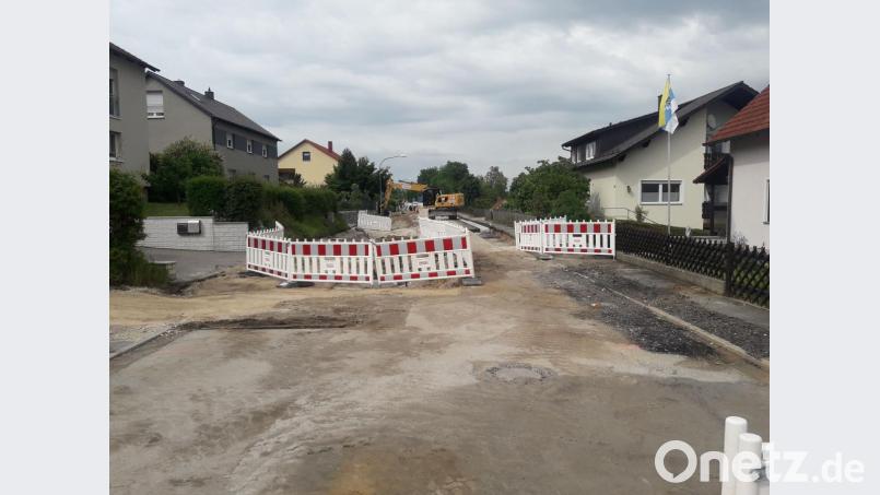 Baumaßnahmen an der Kreisstraße SAD 5 in Münchshofen. Bild: td