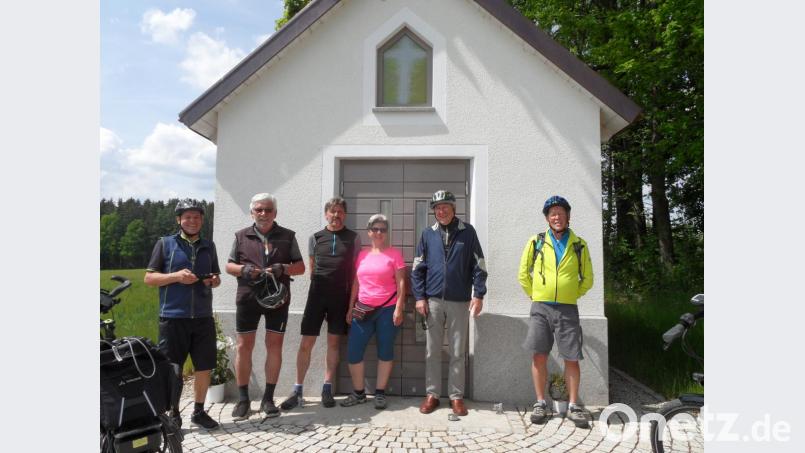 In Eiglasdorf an der Kapelle „Zur Ehre Gottes“ der Familie Adam. Bild: exb