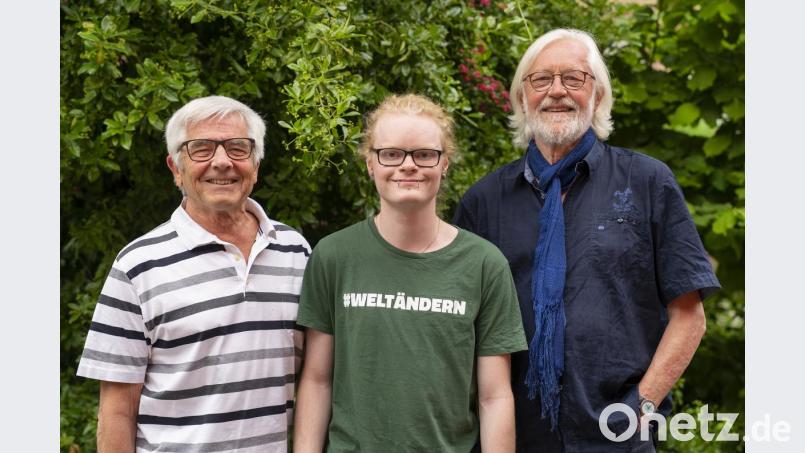 Umweltschutzbeauftragter Peter Zahn (links) erläuterte fachliche und umweltpolitischeAspekte , Helmut Thomas (rechts) erklärte die rechtliche Seite und Elias Wolf (Mitte) vertrat den Standpunkt der Grünen. Bild: Thilo Hierstetter