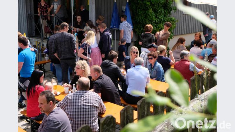 Ein fröhliches Miteinander gibt es beim Gemeindefest von St. Johannes Baptista. Bild: le