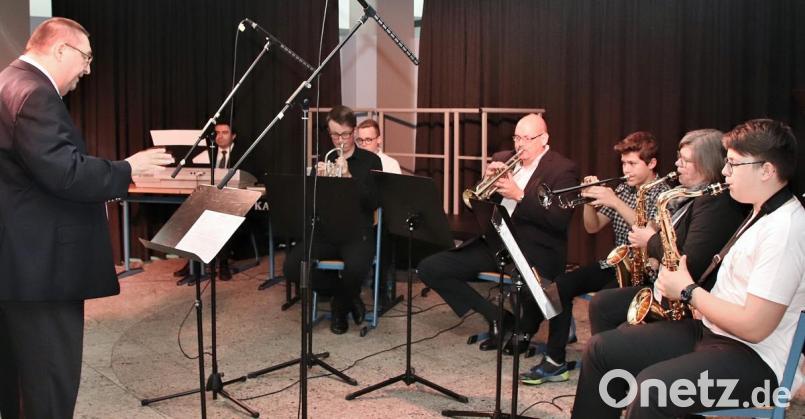 Die Jazz-Combo unter Leitung von Johannes Doleschal spielte zum Auftakt &quot;Blus Skies&quot; von Irving Berlin. Bild: Thomas Dobler