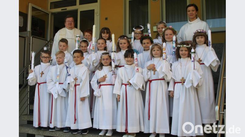 Erstkommunion in St. Emmeram in Windischeschenbach. 18 Kinder begehen dort den Festtag. Bild: wrt