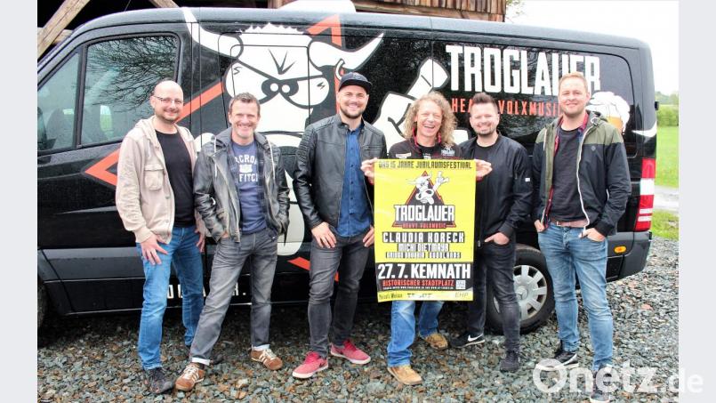 Als wäre es erst gestern gewesen: Die Troglauer Buam feiern ihren 15. Geburtstag am 27. Juli mit einem Open Air auf dem Kemnather Stadtplatz Bild: stg