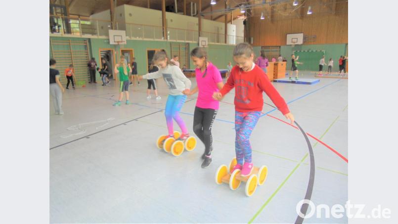 Das internationale, sportliche Kräftemessen in der Turnhalle macht besonders Spaß. Bild: tu