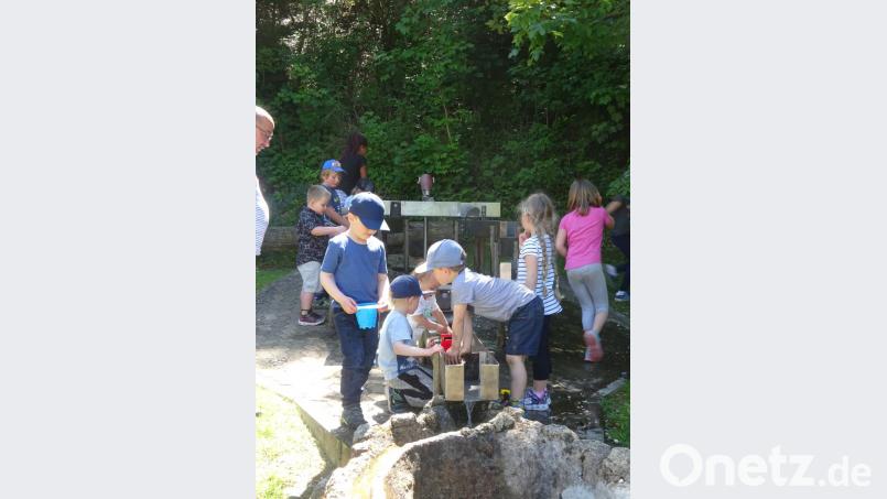 Der Wasserspielplatz war auch in diesem Jahr wieder der Magnet für alle Kinder. Bild: wrm
