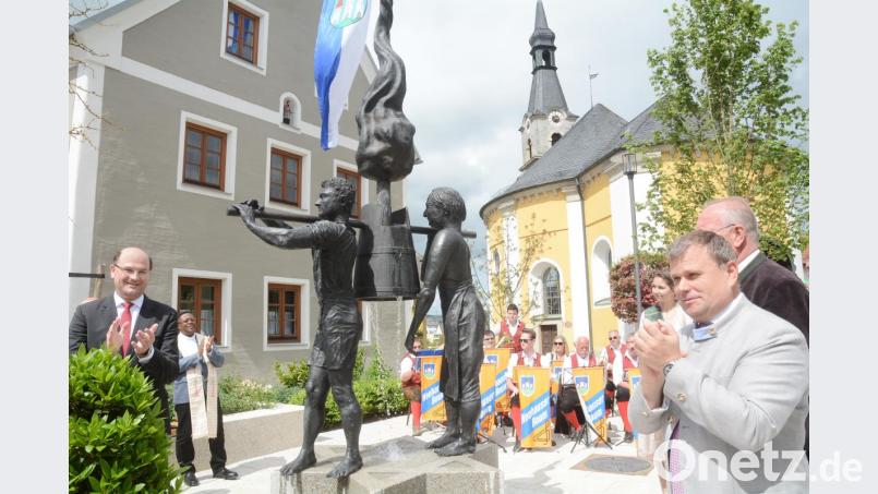 Applaus für den Zoiglbrunnen. Bild: Gabi Schönberger